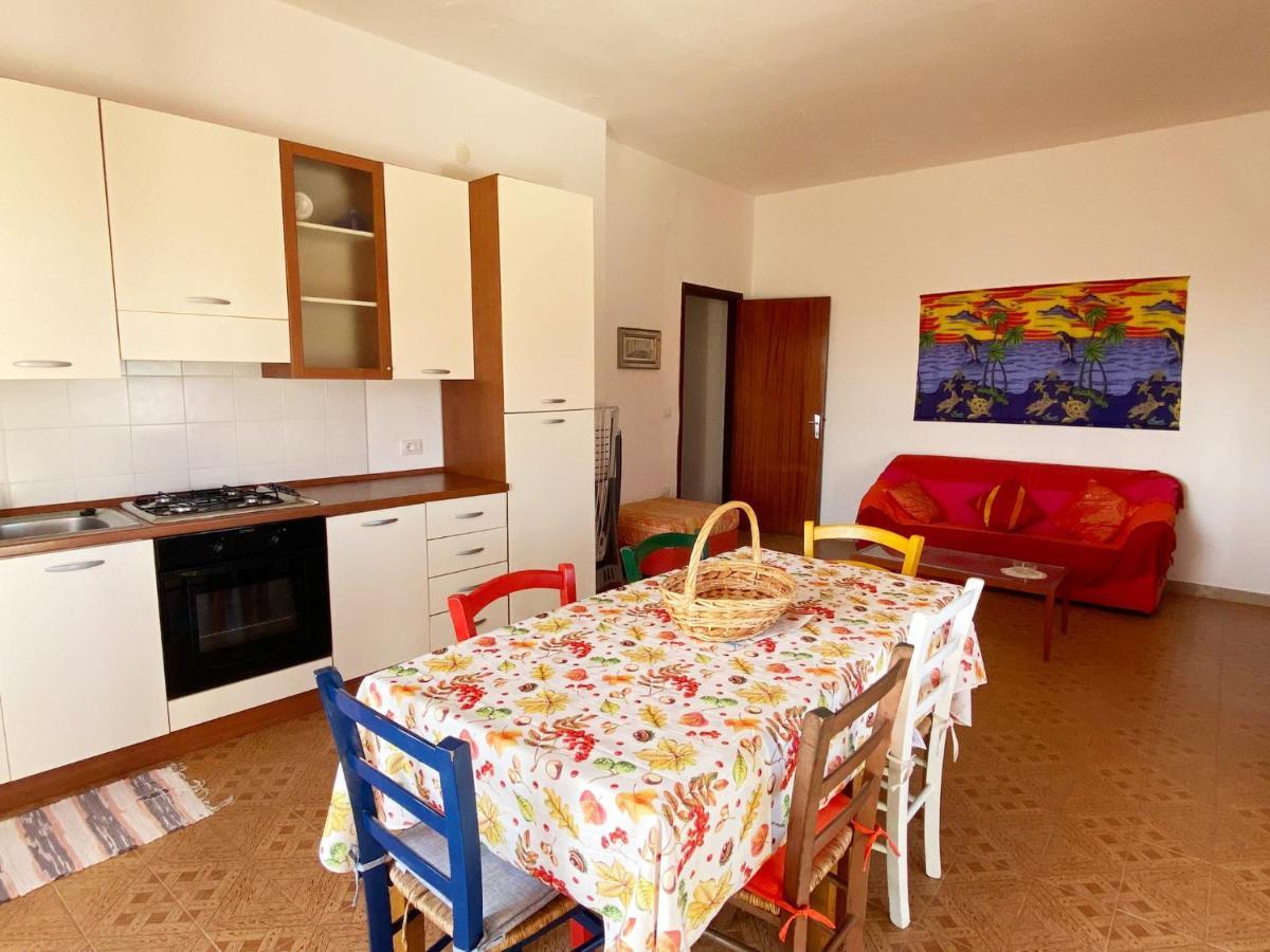 I Fenicotteri - Appartamenti Sul Mare Calasetta Exterior foto